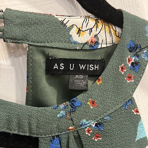 Green flower cutout dress - Picture 4 of 5